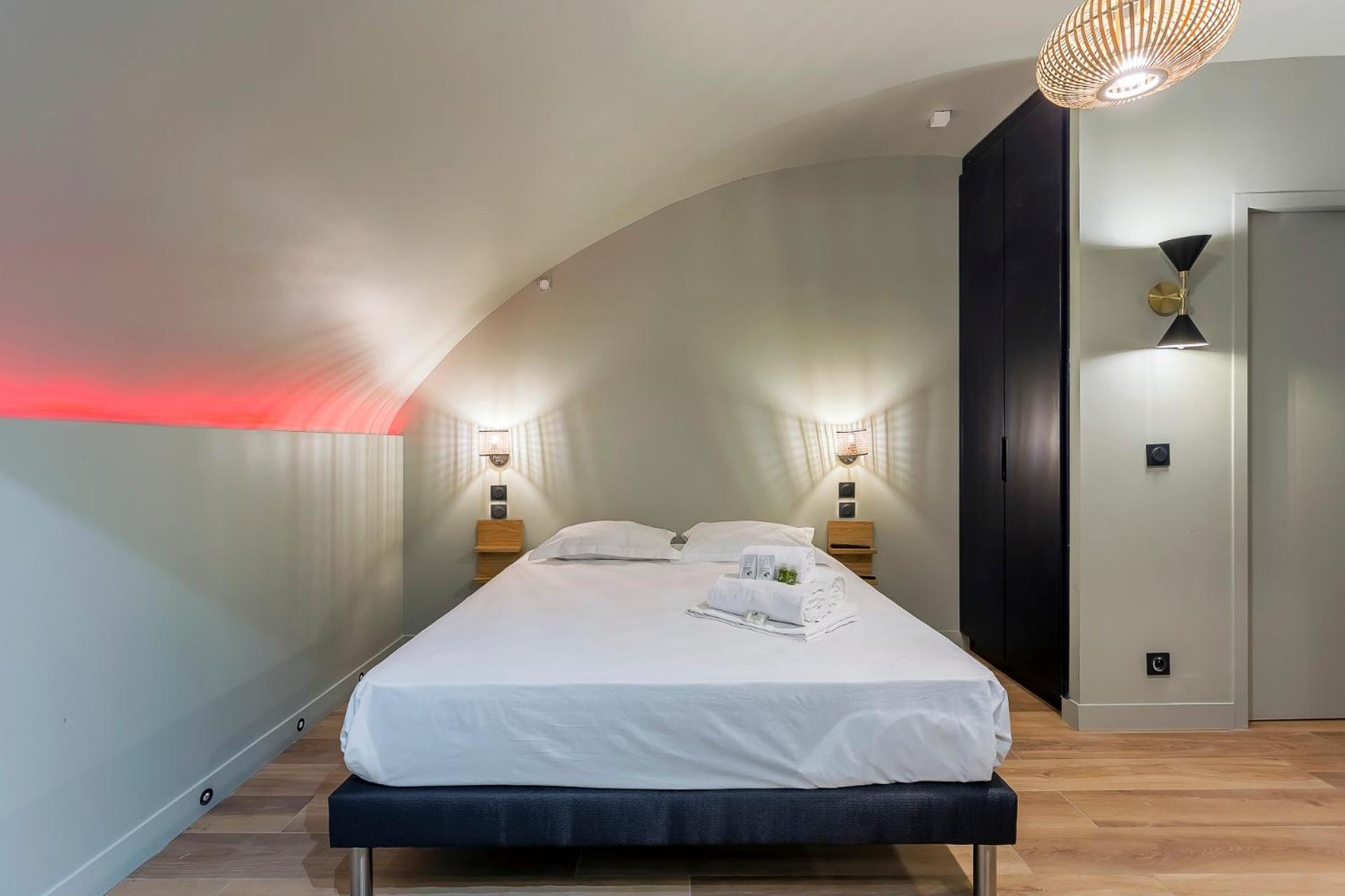 Suite Romantique Balneo Centre Lyon Luaran gambar