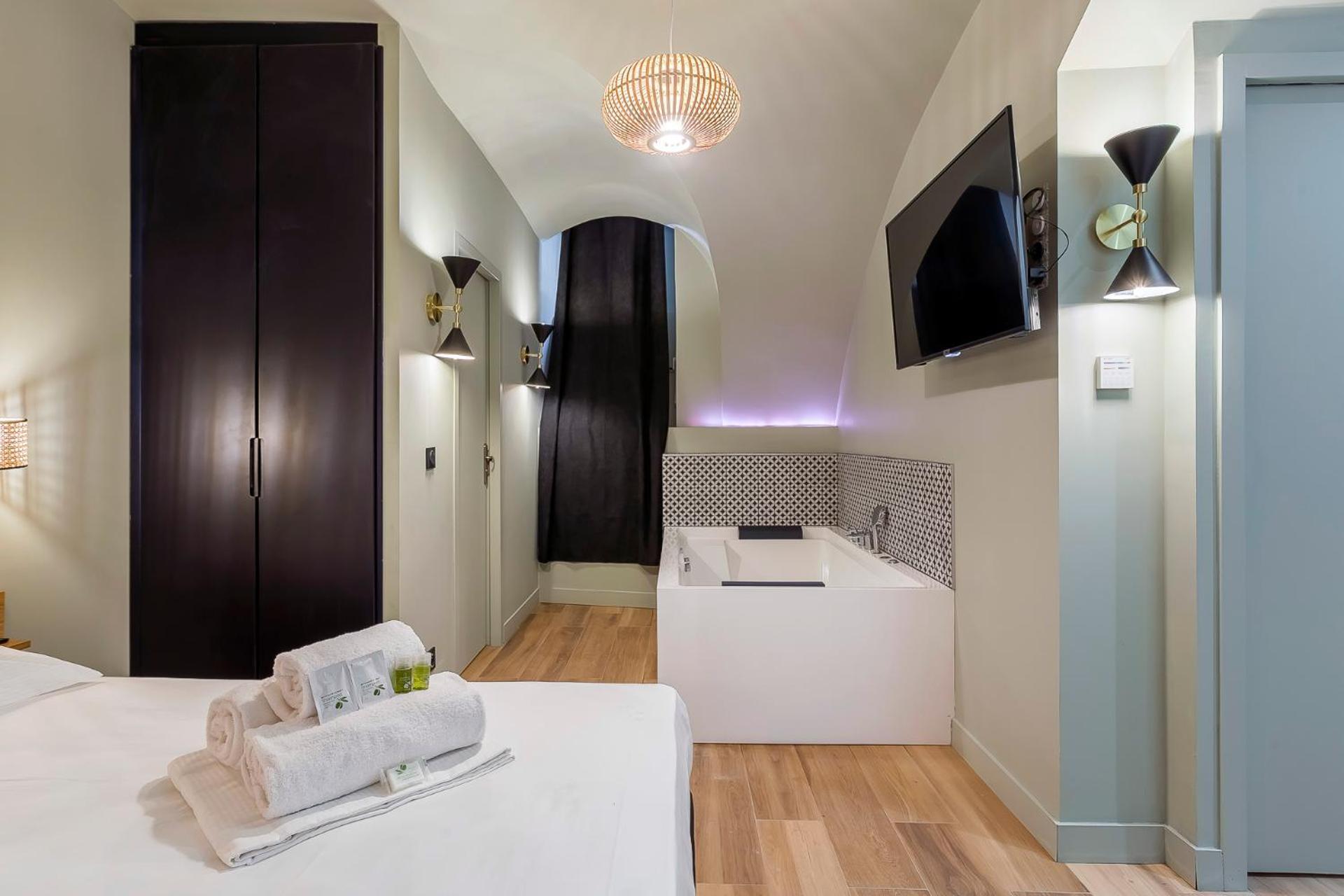 Suite Romantique Balneo Centre Lyon Luaran gambar